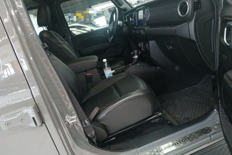 Used Jeep Gladiator 2022 3.6L Pioneer Edition
