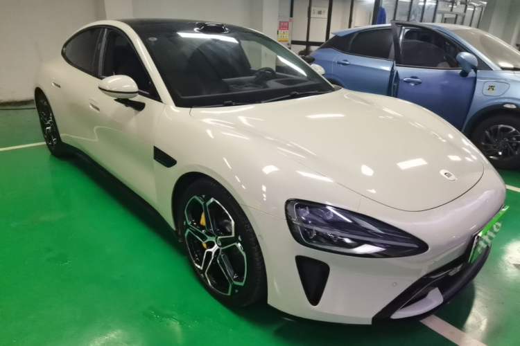 Used Xiaomi Auto SU7 2024 Four-Wheel Drive Ultra-Long Range Advanced Intelligent Driving Max Edition
