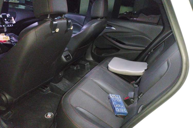 Used Buick Verano 2023 Pro GS Hunter Wind Edition Left Rear Seat