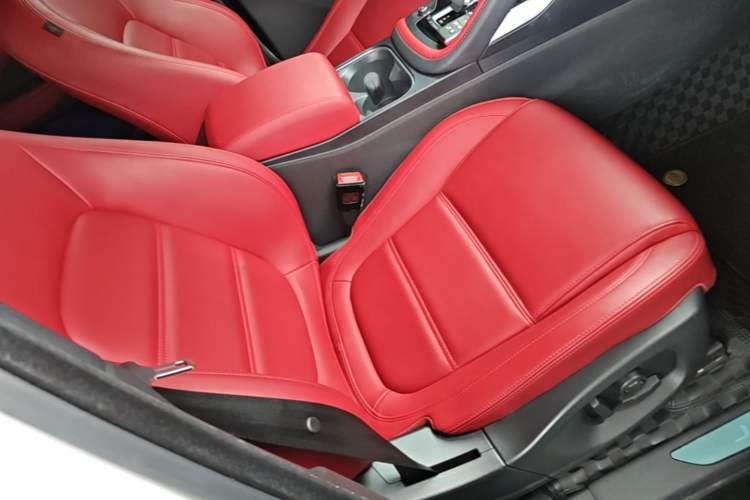 Used Jaguar E-PACE 2024 All-New R-DYNAMIC S Sport Edition

