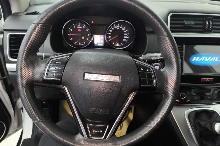 Used Haval M6 2019 1.5T Manual Two-Wheel Drive Urban Version China VI Standard Steering Wheel