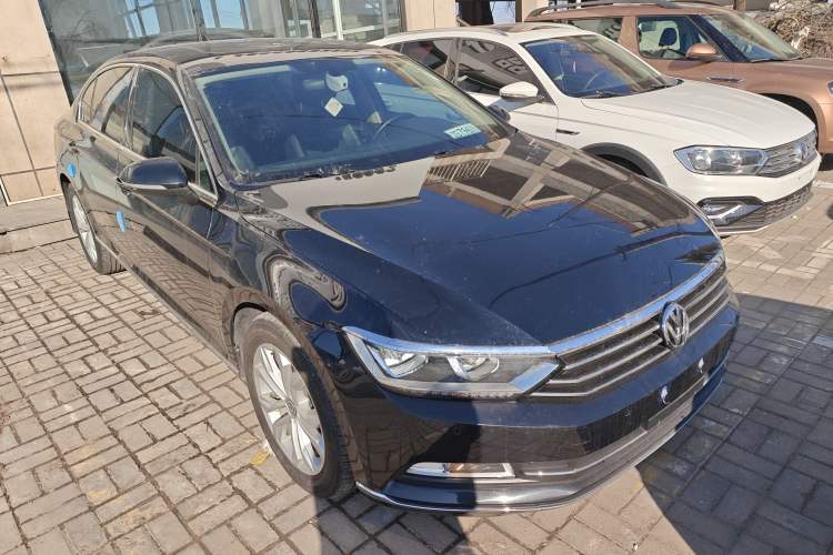 Used Volkswagen Magotan 2017 330TSI DSG Luxury Model
