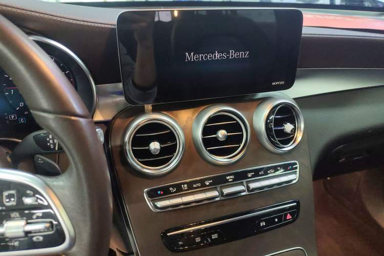 Used Mercedes-Benz GLC 2020 Facelift GLC 260 L 4MATIC Luxury Edition