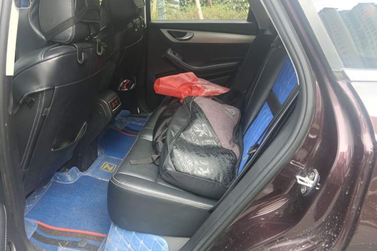 Used Zotye SR7 2016 1.5T Manual Cube Road Edition China V Standard