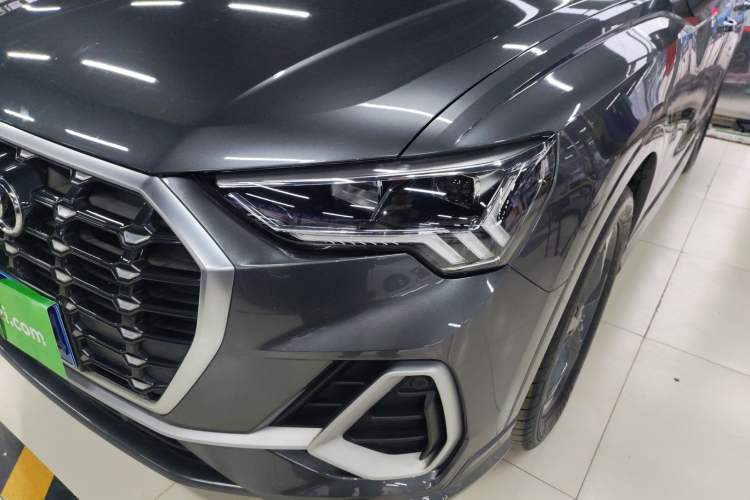 Used Audi Q3 2019 35 TFSI Fashion Dynamic Model