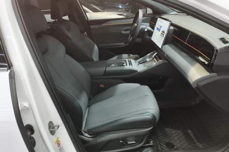 Used BYD Qin L 2025 EV 545KM Cloud Suspension Edition
