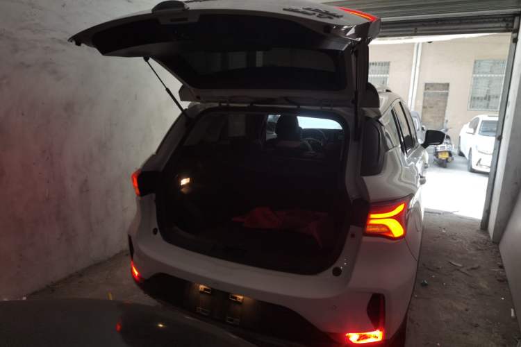 Used GAC Trumpchi GS4 2018 235T Manual Two-Wheel Drive Luxury Edition
