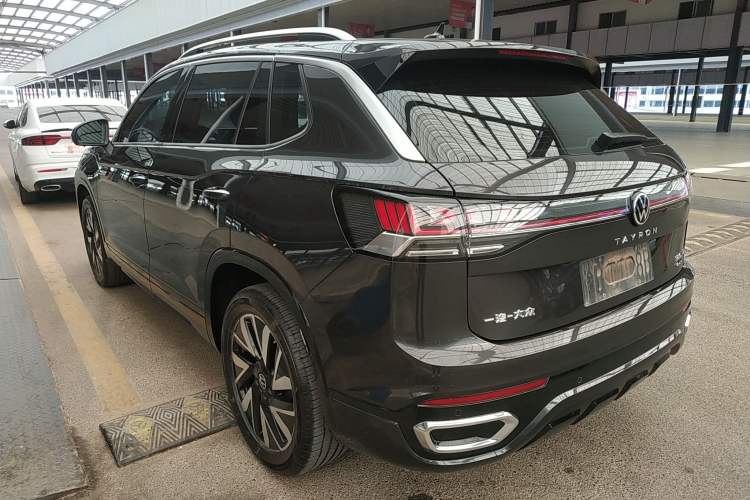 Used Volkswagen Tayron 2023 Revised Version 380TSI All-Wheel Drive R-Line High-Energy Edition Rear Left 45 Deg