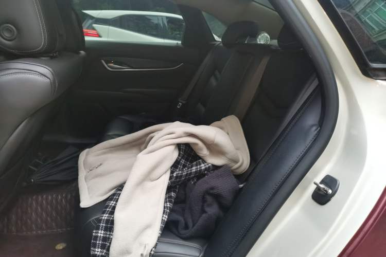 Used Cadillac XTS 2018 28T Tech Edition Left Rear Seat