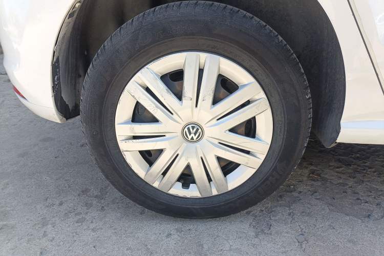 Used Volkswagen Polo 2018 1.5L Automatic Advanced Driving Model Exterior 5