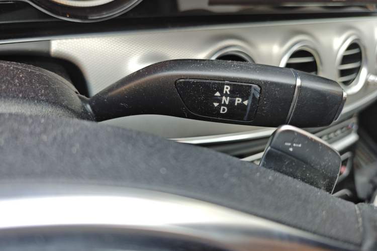 Used Mercedes-Benz E-Class 2017 E 300 Sport Edition Gear Lever