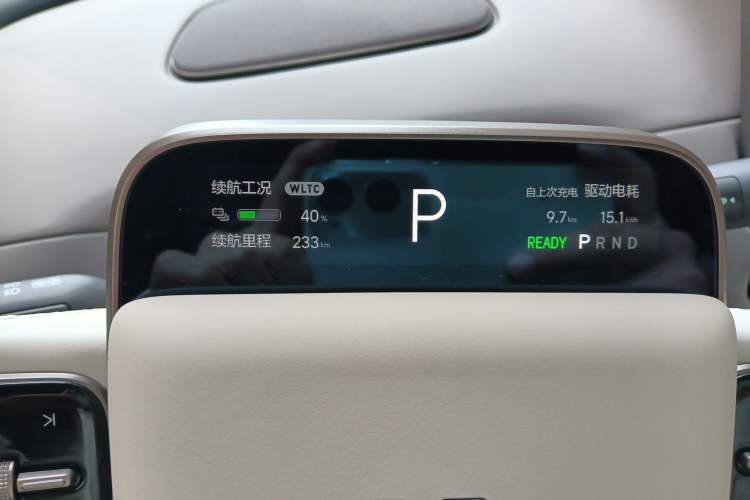 Used Li Auto i6 2025 Model Two-Wheel-Drive Standard Type
