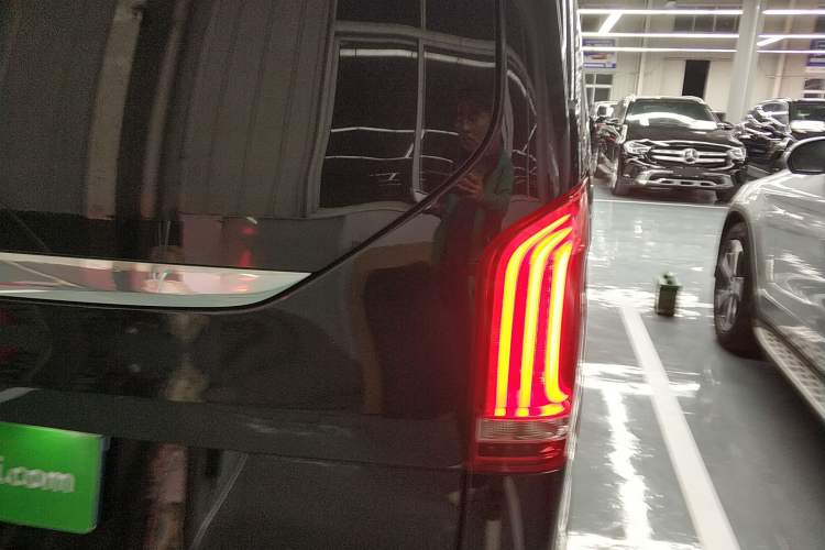 Used Mercedes-Benz V-Class 2018 V 260 L Prestige Extended Version China VI
