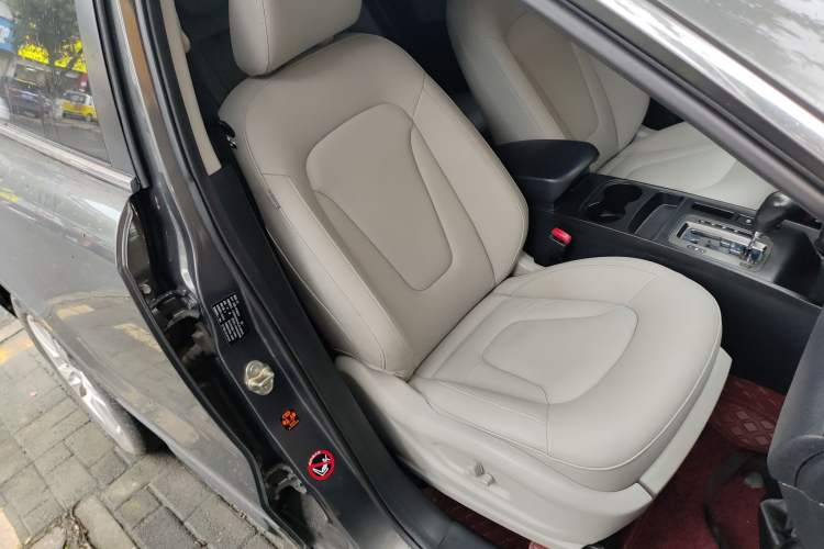 Used Bestune X80 2015 1.8T Automatic Luxury Model
