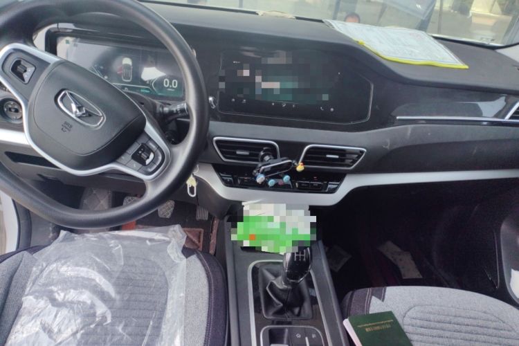 Used Cowin Xuanjie 2021 1.5L Manual Enjoyment Edition Center Console