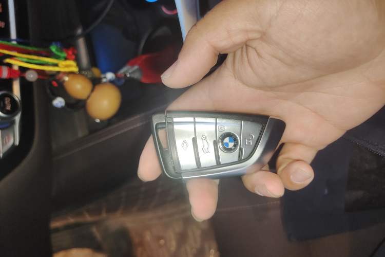 Used BMW 5 Series New Energy 2022 Second Facelift 535Le Luxury Package Vehicle Key