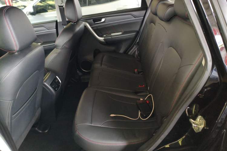 Used Haval M6 2019 1.5T DCT Two-Wheel Drive Elite Version China VI Standard
