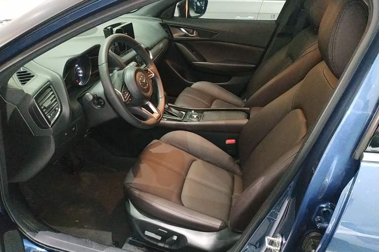 Used Mazda CX-4 2020 2.0L Automatic Two-Wheel Drive Blue Sky Luxury Edition