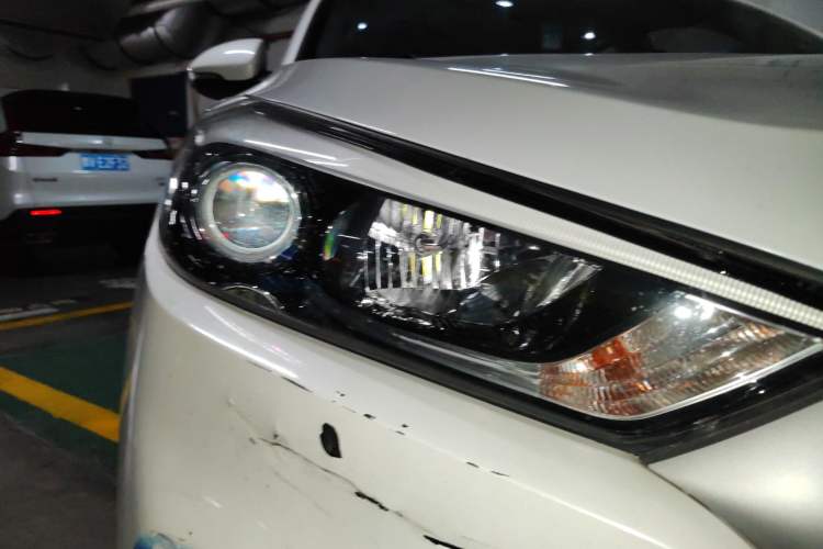 Used Hyundai Tucson 2018 1.6T Dual-Clutch Two-Wheel Drive 15th Anniversary Special Edition
