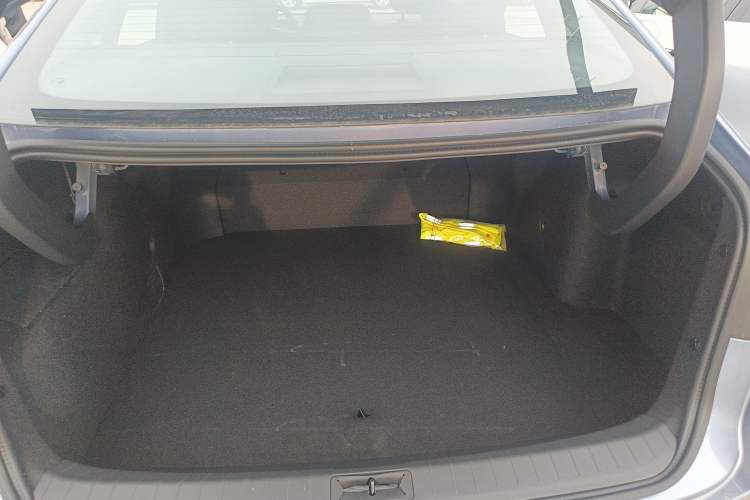 Used Nissan N6 2026 Model 180 Max