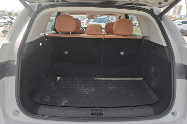 Used Leapmotor C10 2024 210 Smart Edition Trunk