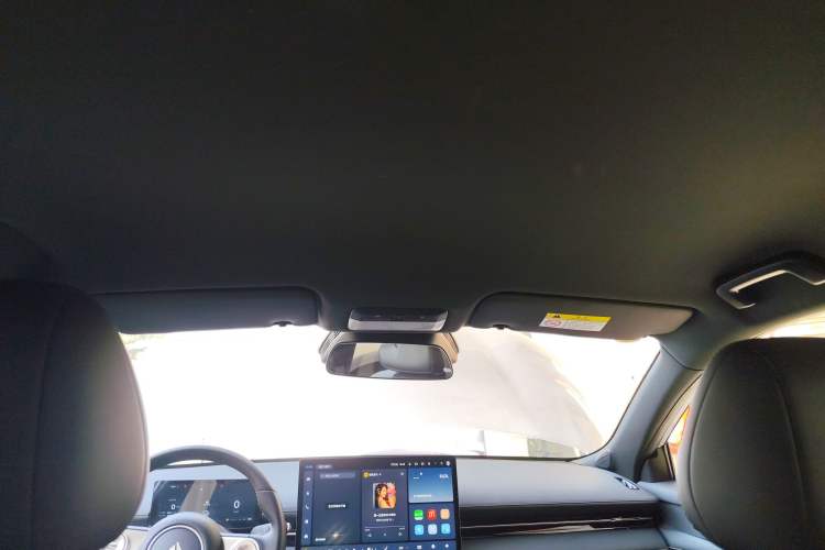 Used Baojun Yunhai 2024 140km Plug-in Hybrid Version
