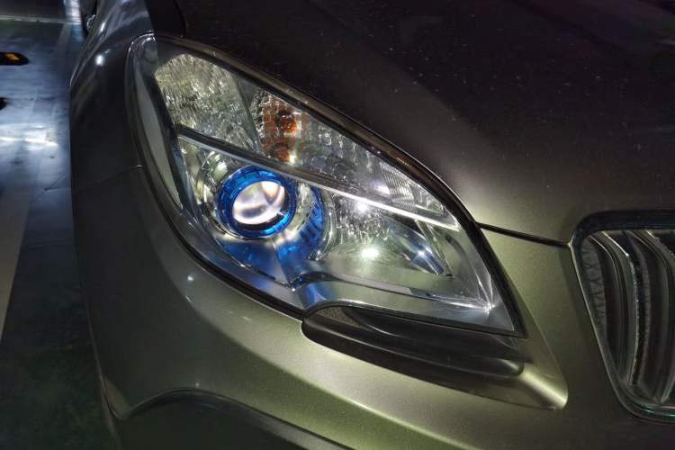 Used Buick Encore 2015 1.4T Automatic Two-Wheel Drive Urban Elite Version