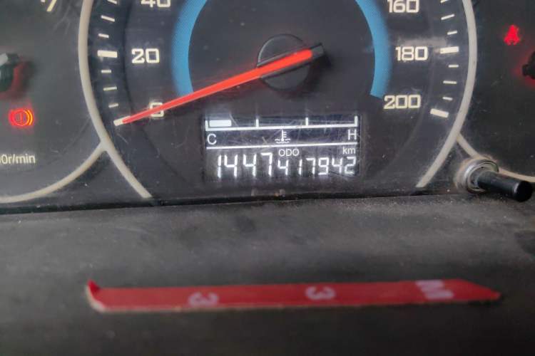 Used Wuling Rongguang V 2016 1.5L Standard Version Odometer Close Up