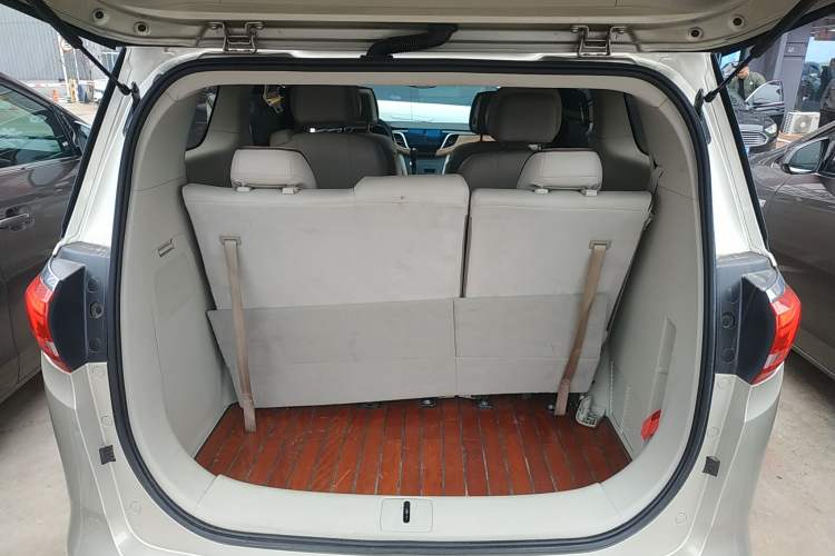 Used Buick GL8 2018 ES 28T Comfort Model China VI Standard