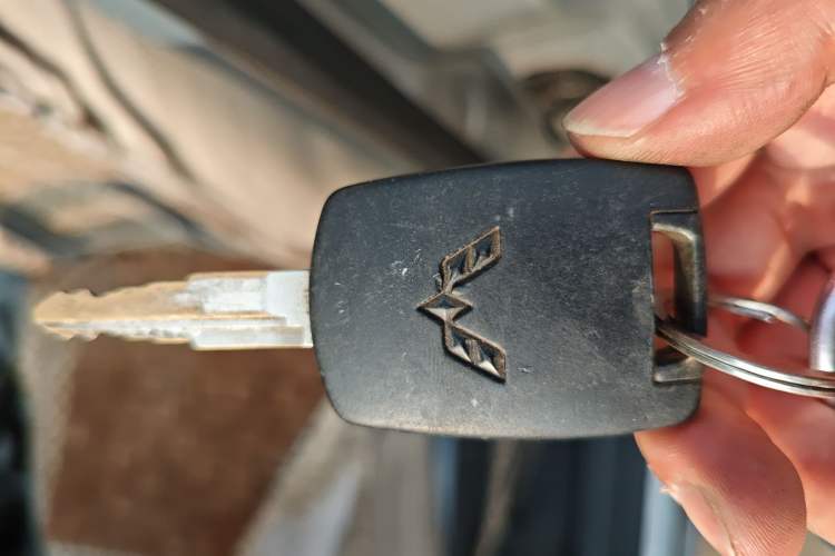 Used Wuling Rongguang 2014 1.5L S Base Version