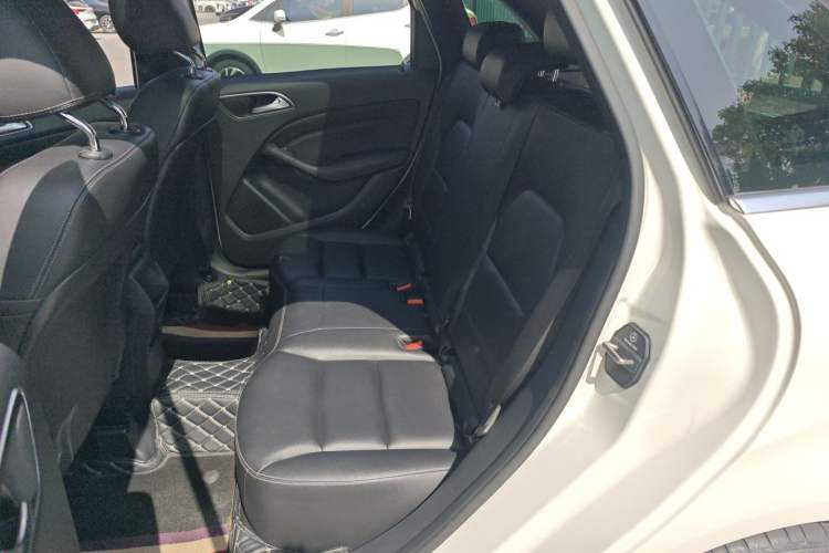 Used Mercedes-Benz B-Class 2017 B 200 Sport Edition