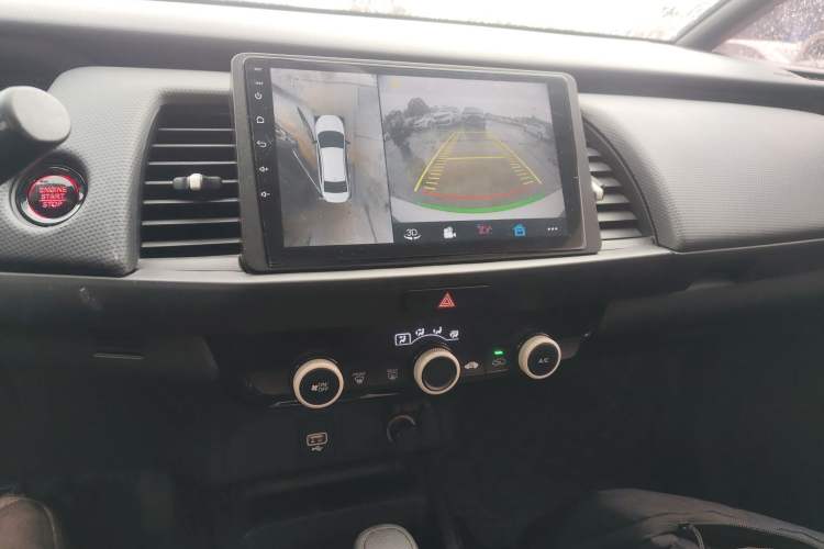 Used Honda Fit 2021 1.5L CVT Trend Edition
