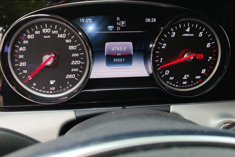 Used Mercedes-Benz E-Class 2017 E 200 Sport 4MATIC Odometer Close Up