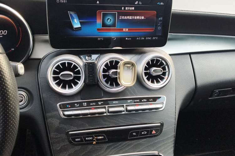 Used Mercedes-Benz C-Class 2022 Refresh C 200 Coupe Audio And AC Panel