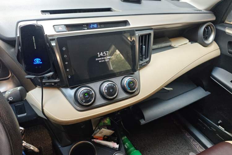 Used Toyota RAV4 2013 2.0L CVT Two-Wheel Drive Urban Edition