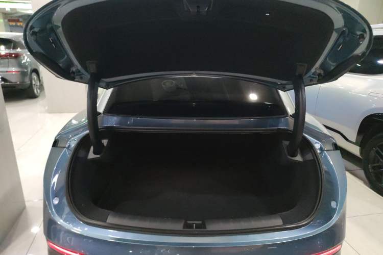 Used Zeekr 007 2024 Rear-Drive Intelligent Driving Version 75 kWh
