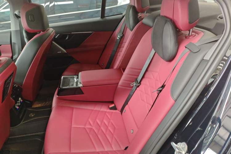 Used BMW i5 2025 eDrive 40L M Sport Package