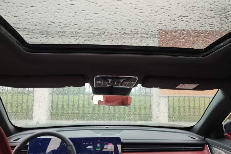 Used JETOUR X70 PLUS 2023 1.6T DCT Stronger PRO 5-Seater Headliner