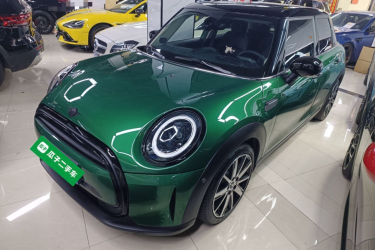 Used MINI MINI 2023 1.5T COOPER Artist Five-Door Edition