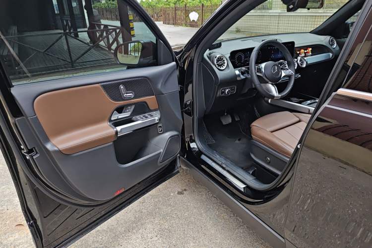 Used Mercedes-Benz GLB 2024 Refresh GLB 220 Dynamic Edition
