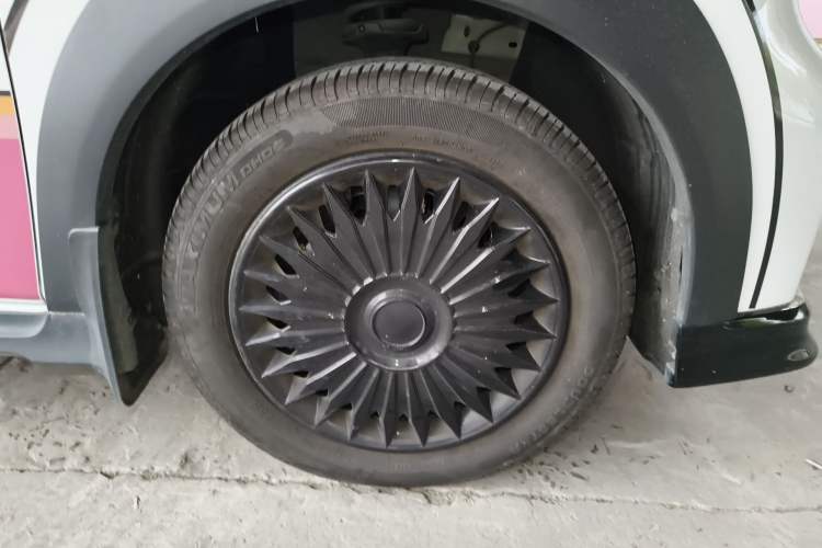 Used Geely Galaxy Panda 2025 210km Panda Kart Right Front Wheel Hub