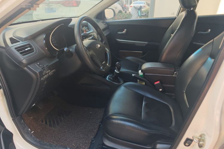 Used Kia K2 2015 Sedan 1.4L MT GLS Left Front Seat