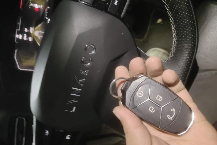 Used Lynk & Co 02 Hatchback 2022 2.0TD Pro