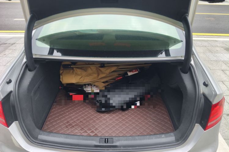 Used Audi A4L 2012 2.0 TFSI automatic standard version