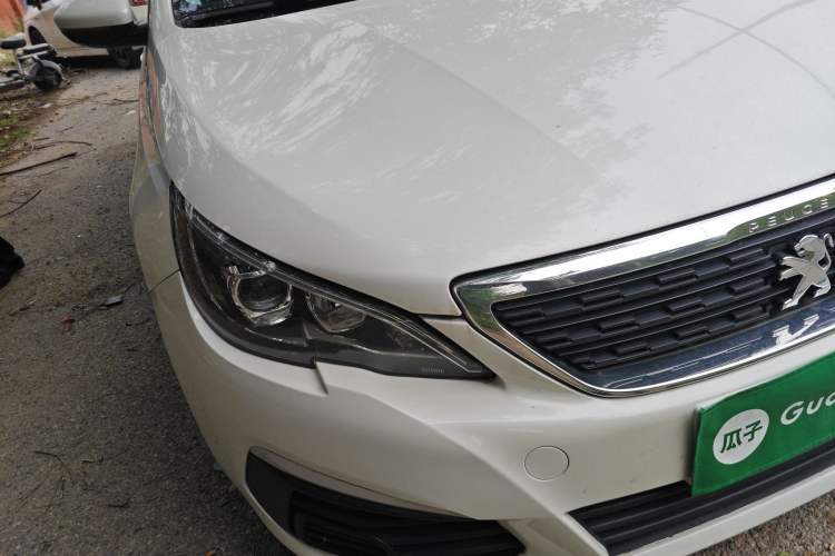 Used Peugeot 308 2016 1.6L Automatic Fashion Edition