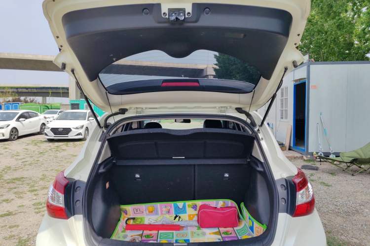 Used Nissan Tiida 2021 1.6L CVT Smart Drive Edition Trunk