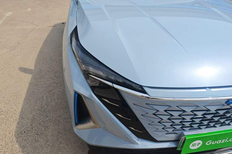 Used CHANGAN OSHAN Z6 New Energy 2022 Facelift Blue Whale iDD 150KM Flagship PLUS Smart Parking Edition Right Front Headlight