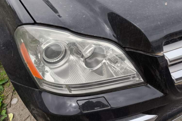 Used Mercedes-Benz GL-Class  Right Front Headlight