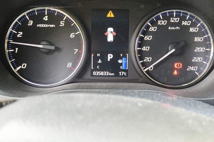 Used Mitsubishi Outlander 2019 2.0L Two-Wheel Drive Comfort Edition 5 Seats China V Standard