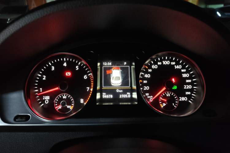 Used Volkswagen CC 2015 1.8TSI Luxury Model Instrument Cluster